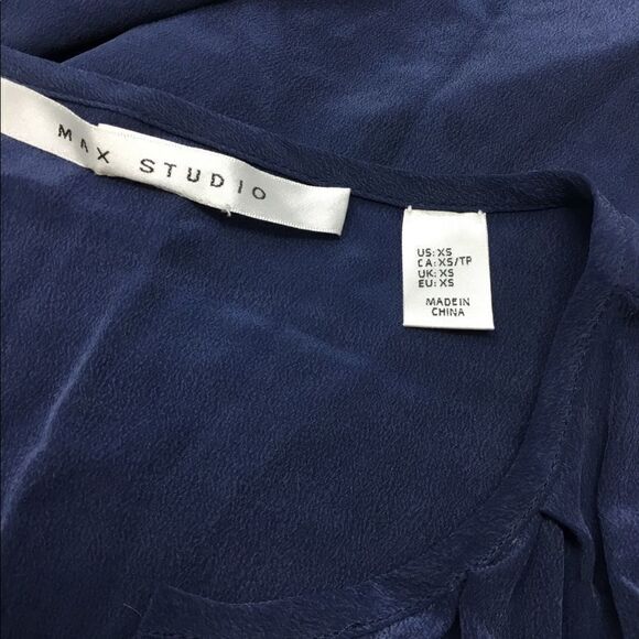 Max Studio Silk V-Neck Top (UC11) - Picture 5 of 8